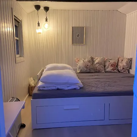 A Cozy Older Summerhouse On A Small Island Feriehus Oro