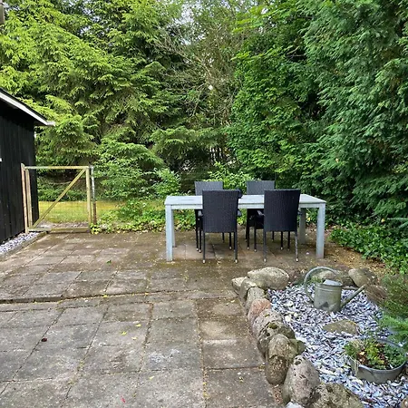 A Cozy Older Summerhouse On A Small Island * Oro