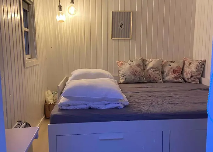 A Cozy Older Summerhouse On A Small Island Oro