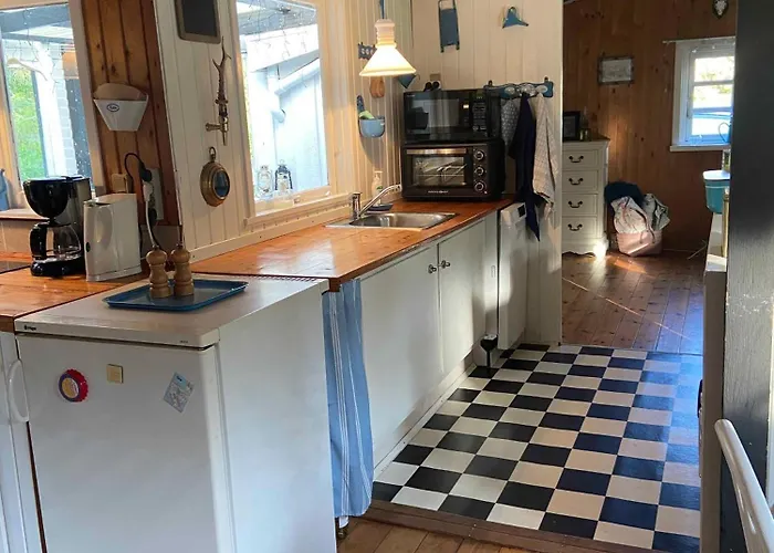 Ferienhaus A Cozy Older Summerhouse On A Small Island *